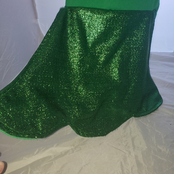 Bright green Mermaid style Ariel skirt - Picture 2 of 9
